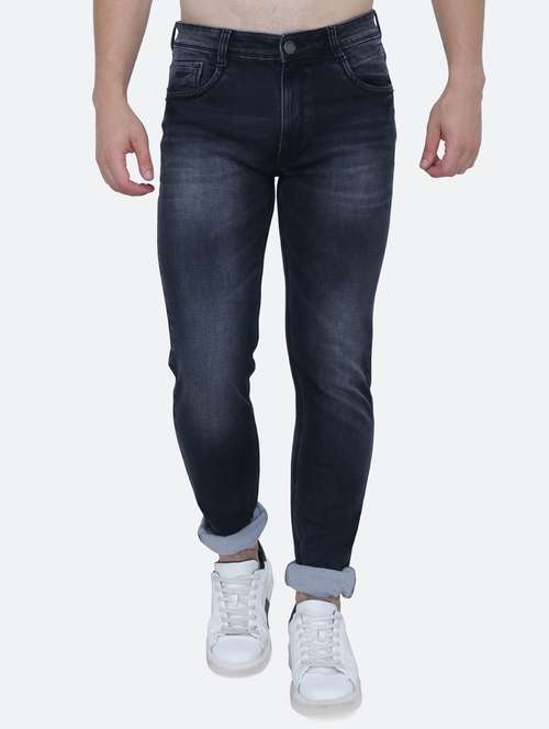 Slim Fit
