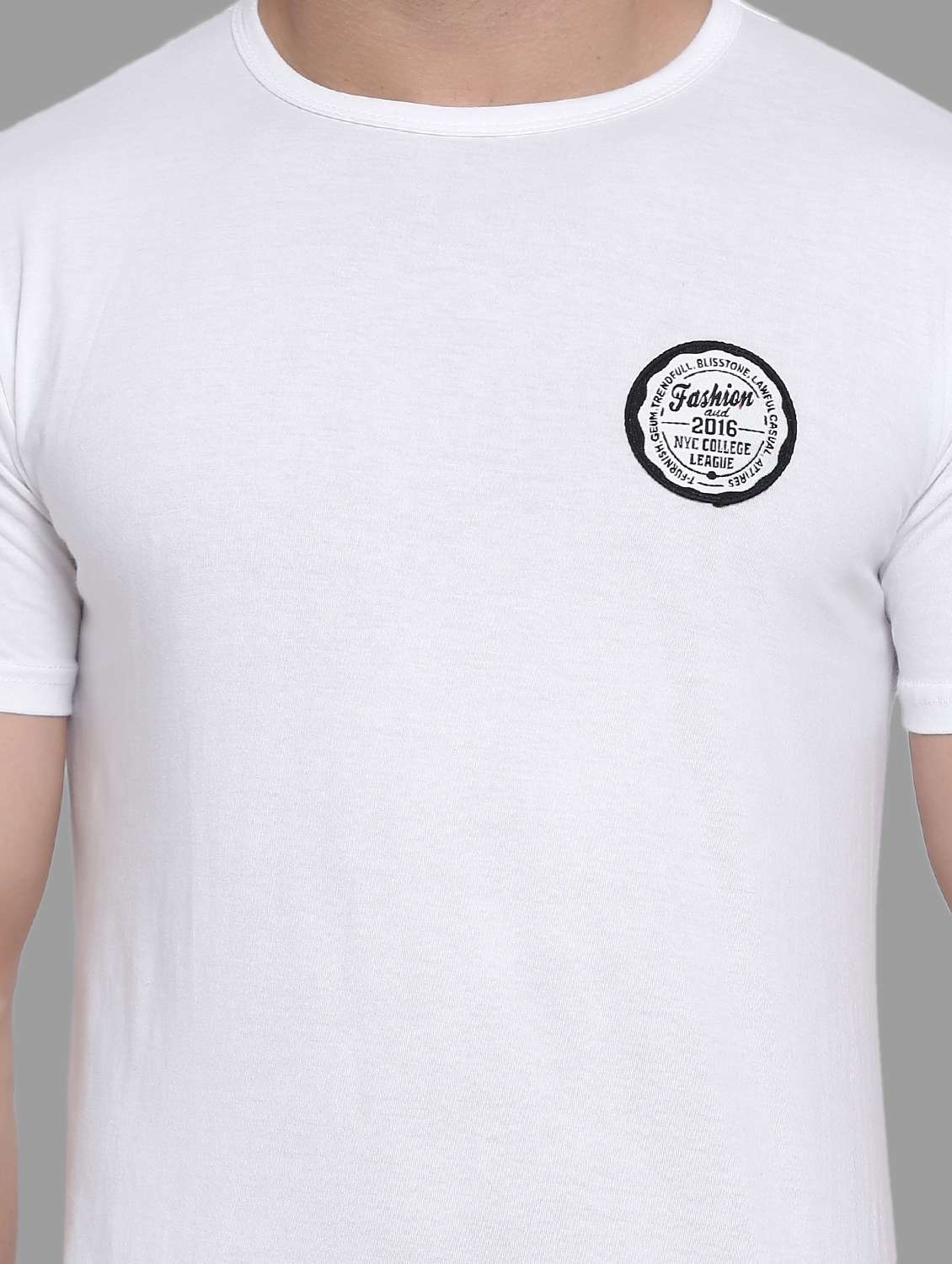 men round neck cotton t-shirt - 19915543 - Standard Image - 3