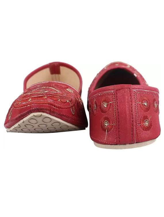 red embroidered slip on jutis  - 19925737 -  Standard Image - 3