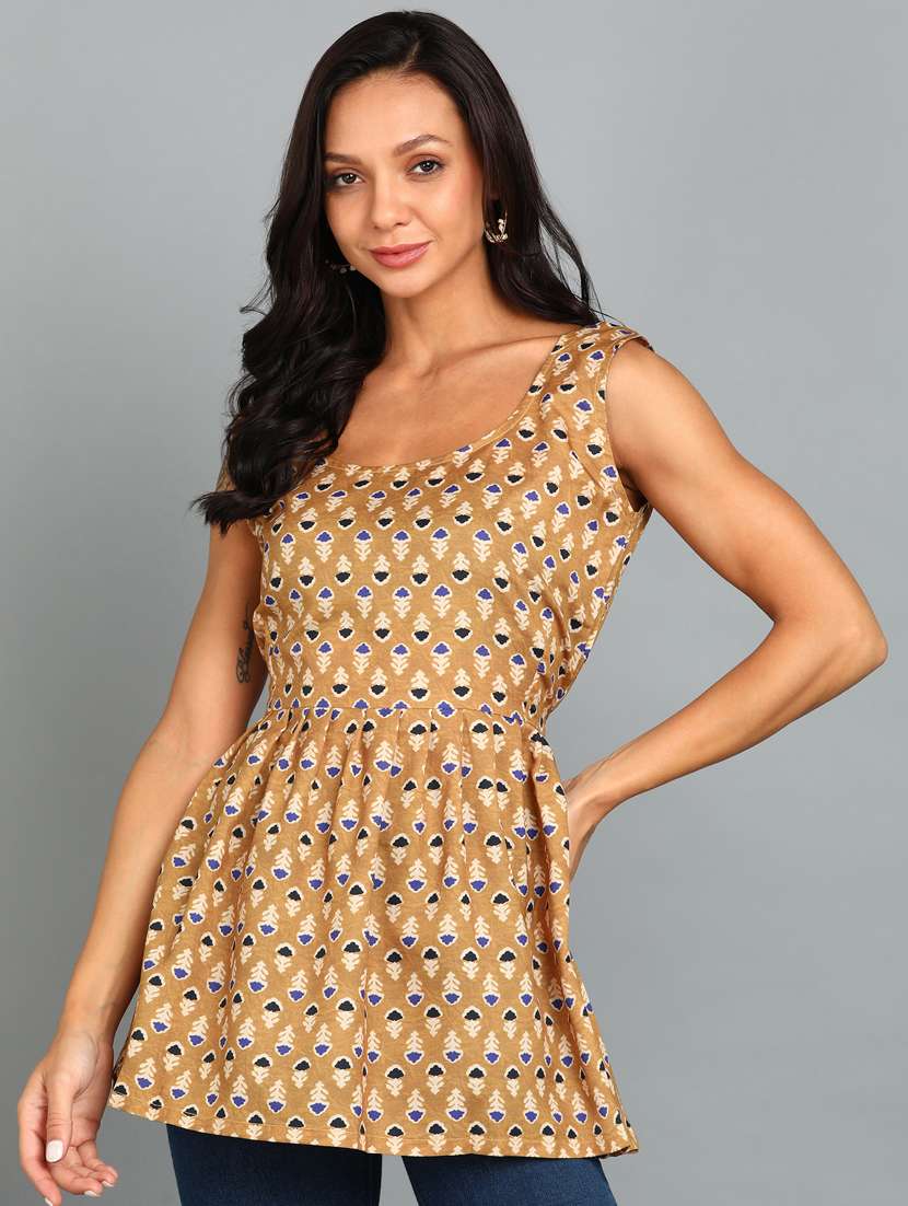 round neck printed peplum top - 19926253 - Zoom Image - 0