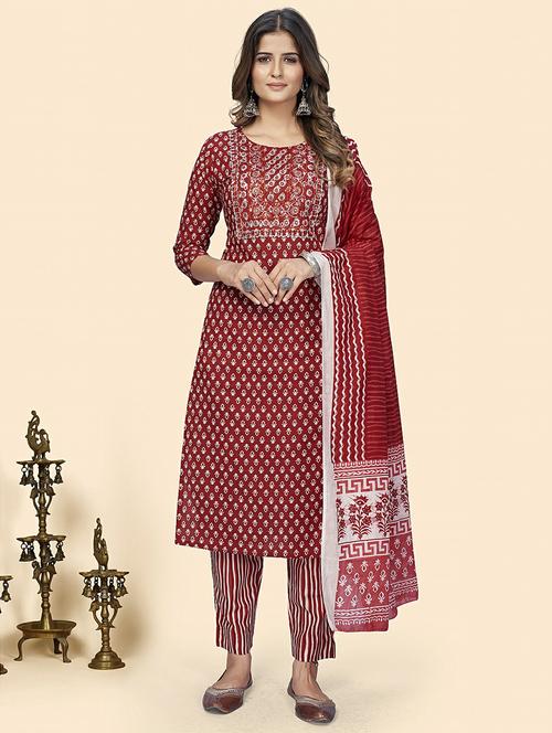 embroidered neck printed suit set - 19938735 -  Standard Image - 0