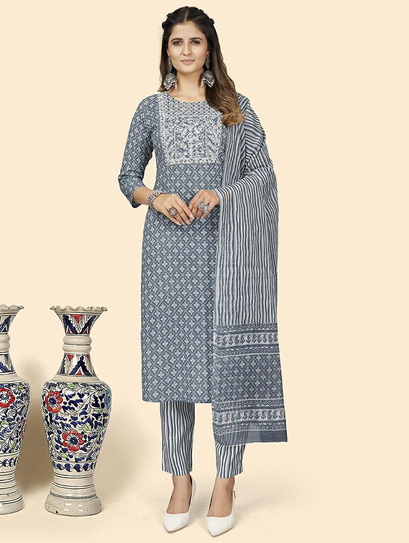embellished neck printed suit set - 19938757 - Zoom Image - 0