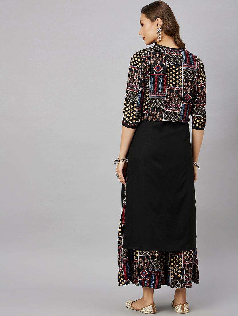 printed kurta palazzo set with jacket  - 19941632 -  Standard Image - 5