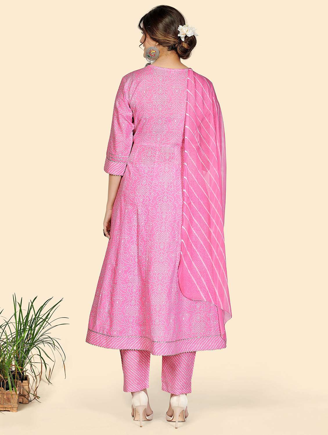 printed kurta dupatta set - 19942865 -  Standard Image - 3