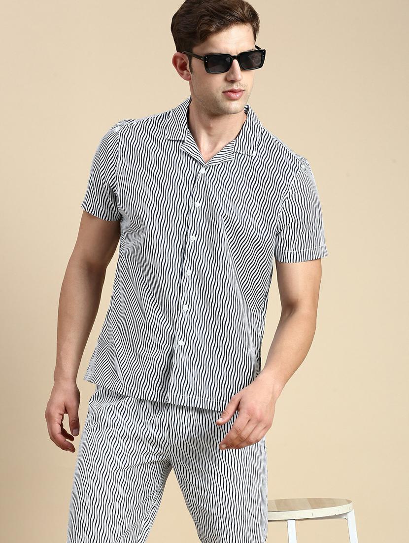 men's printed shorts co ord set - 19944431 - Standard Image - 3