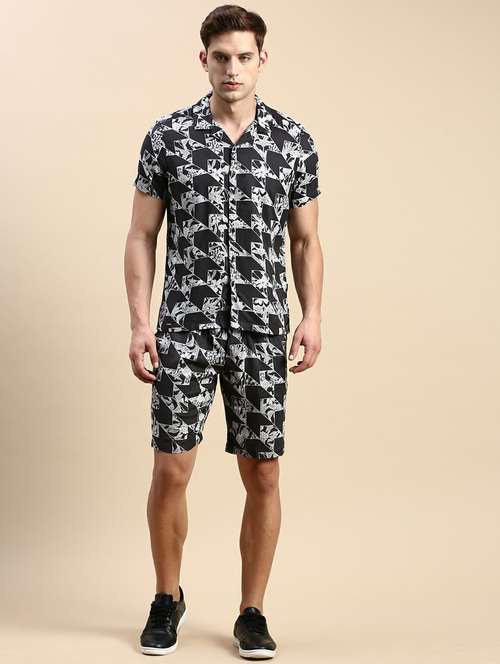 men's printed shorts co-ords set - 19944444 - Standard Image - 0