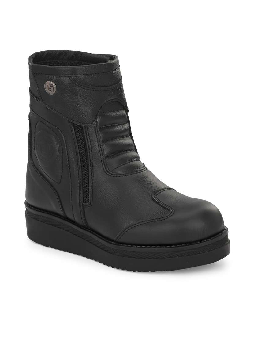 black hiking boots - 19947026 - Zoom Image - 0