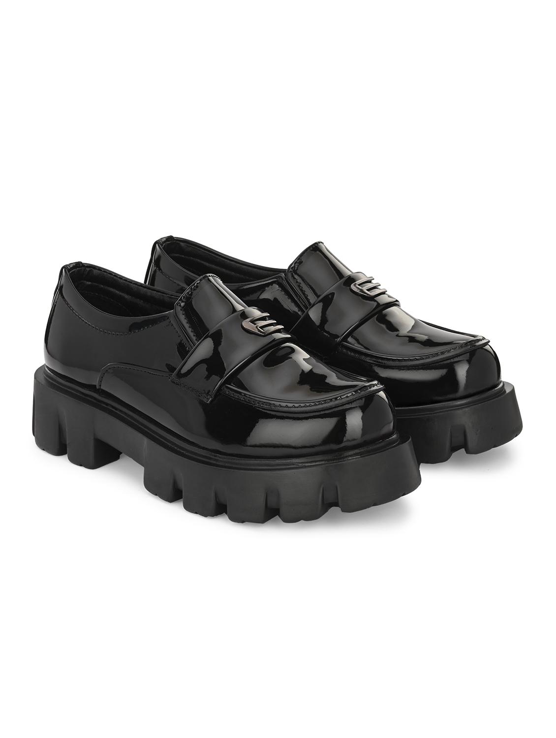 black solid slip on
