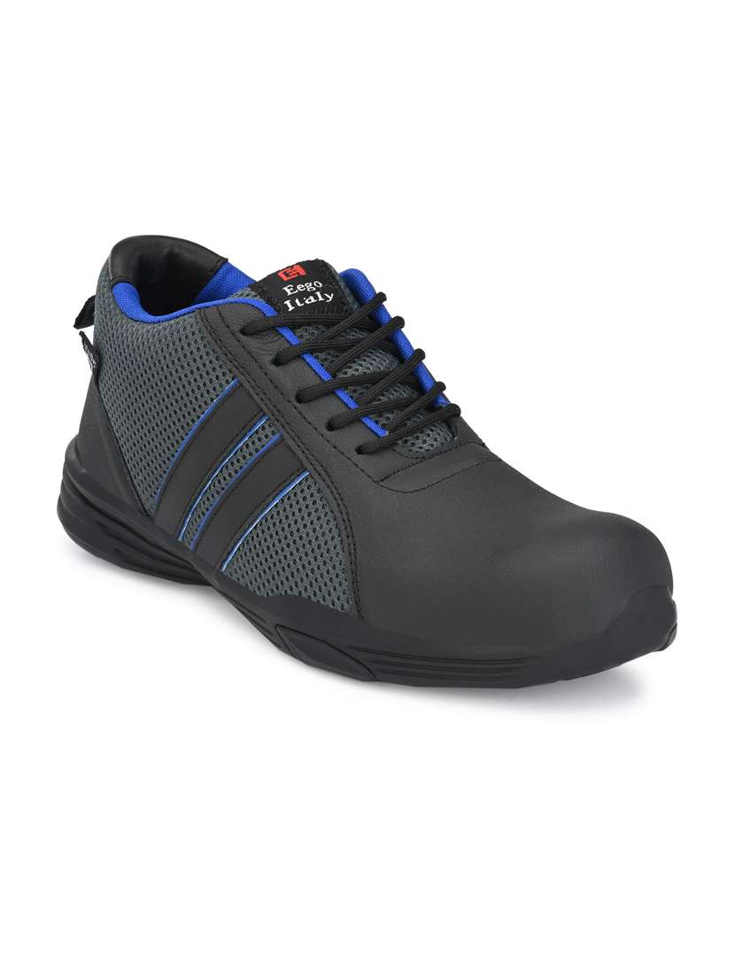 black solid sport shoe