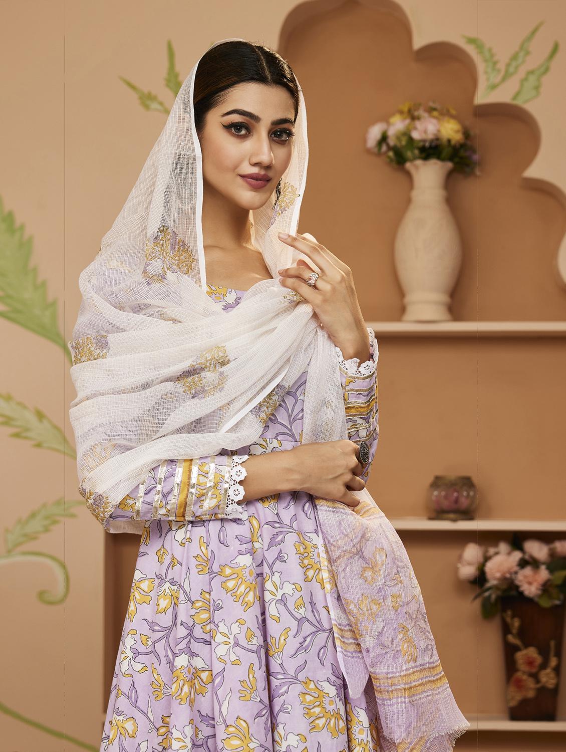 purple floral printed kurta pant with dupatta set - 19948728 - Standard Image - 5