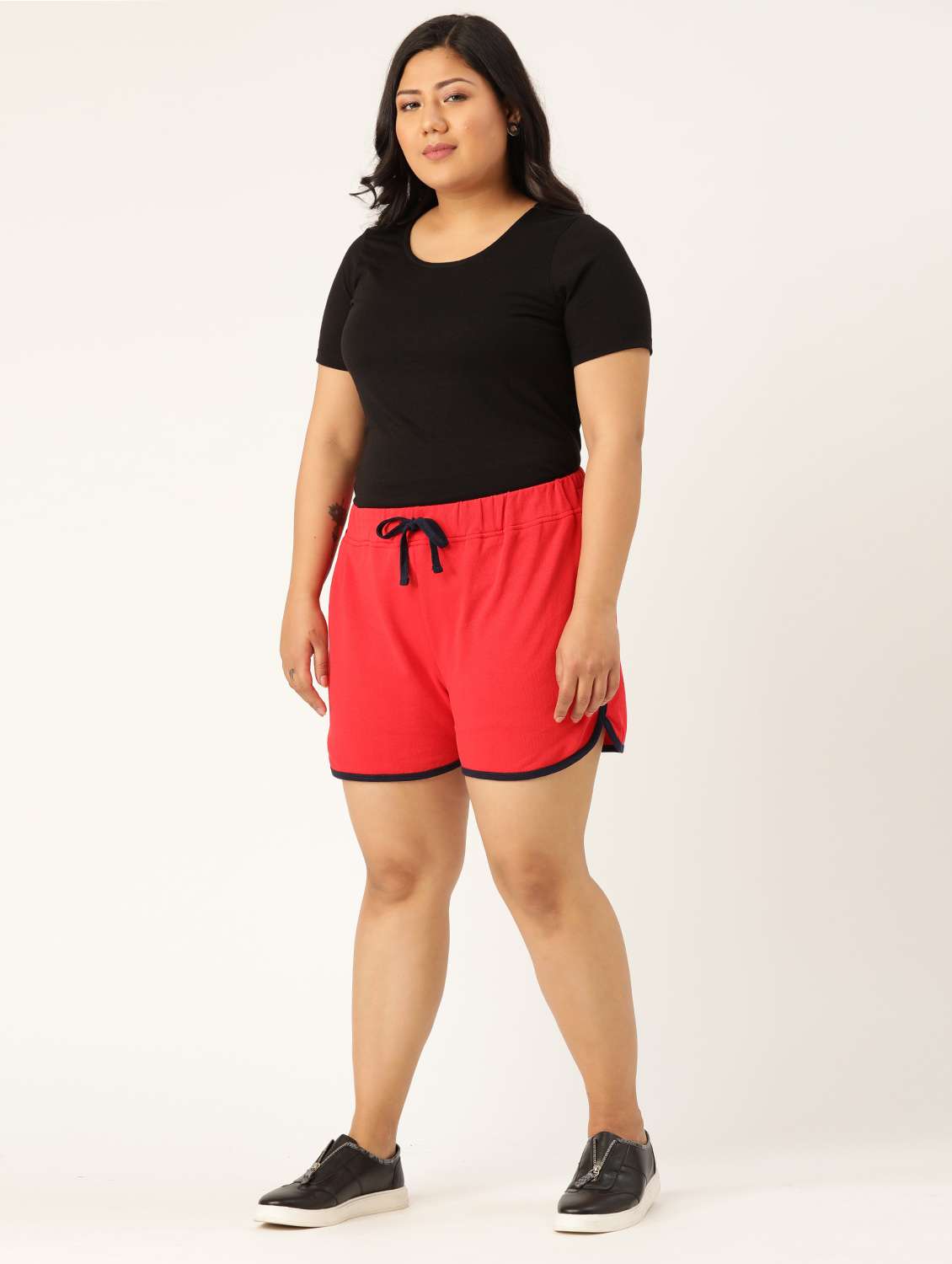 mid rise solid regular shorts - 19950723 -  Standard Image - 5