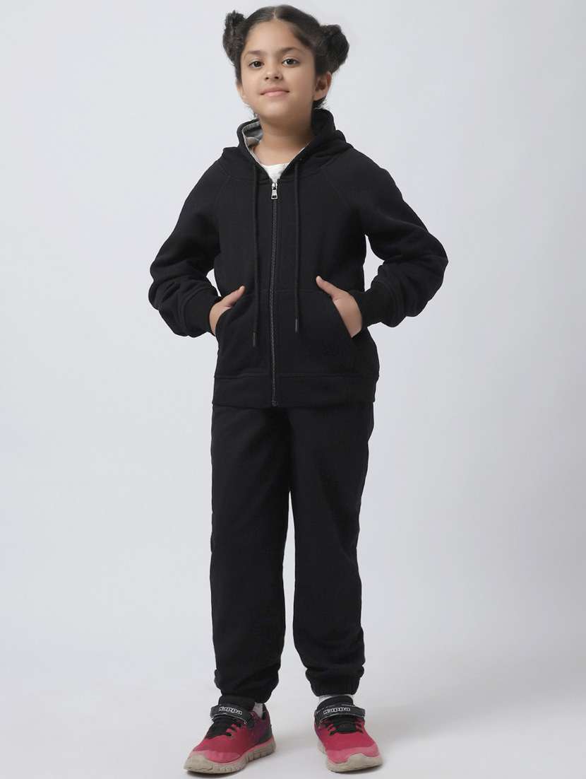 black solid sportswear