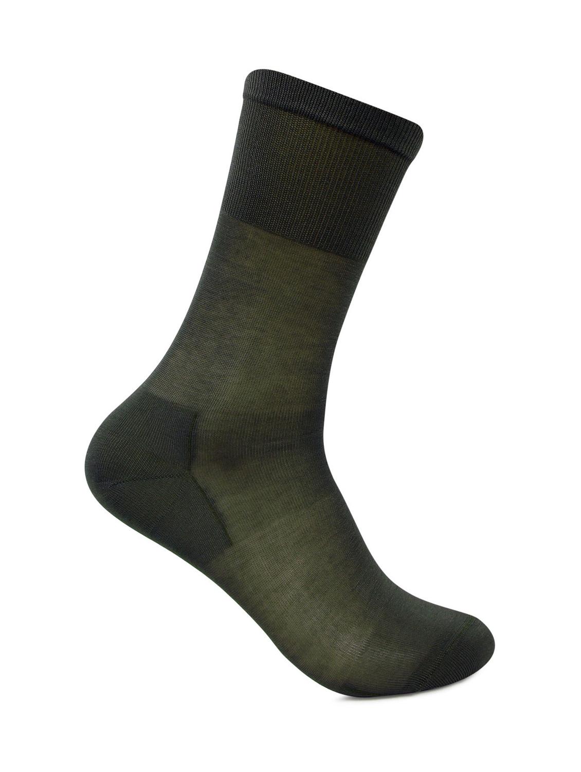 men above ankle length socks - 19963191 - Zoom Image - 0