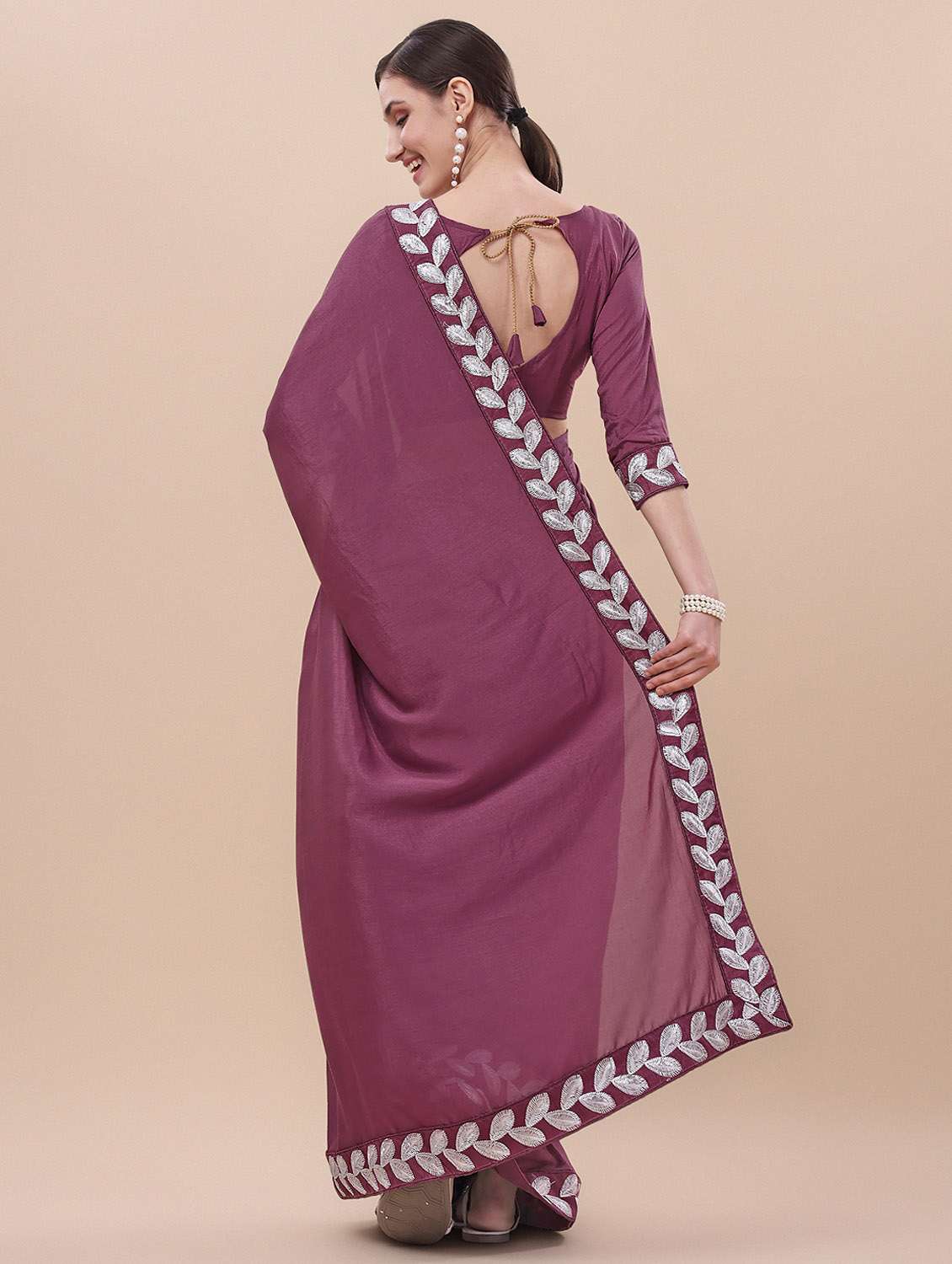 women's bordered royal blue colored saree - 19963523 -  Standard Image - 3