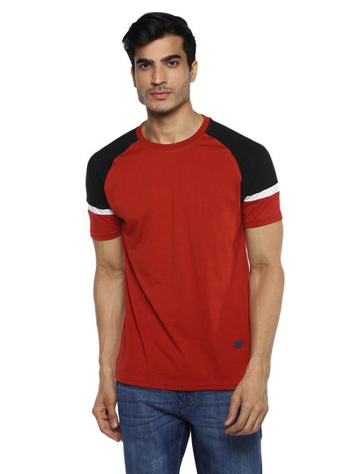 round neck color block regular t-shirt - 19963924 - Standard Image - 0