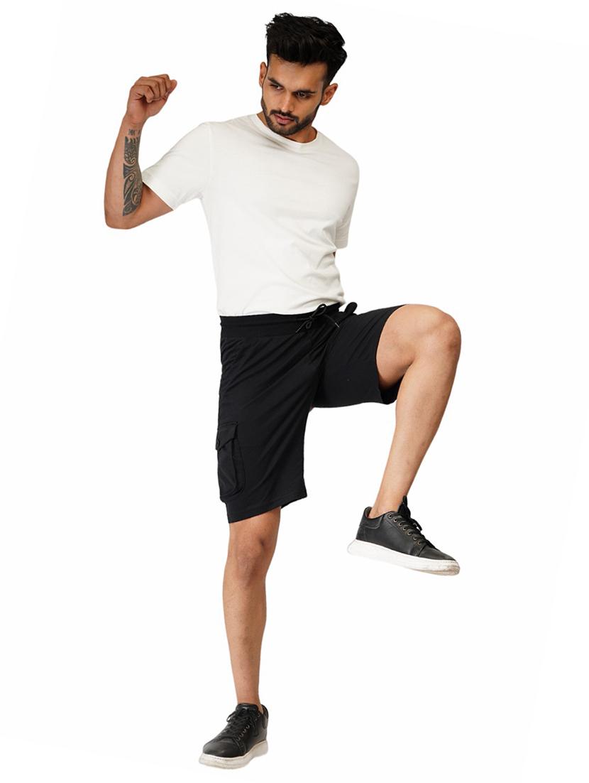 men solid cotton cargo shorts - 19974303 - Standard Image - 3