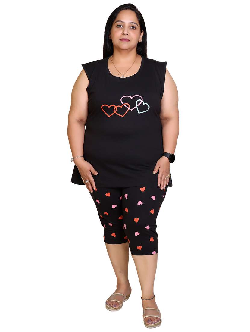 round neck printed nightwear capri set 