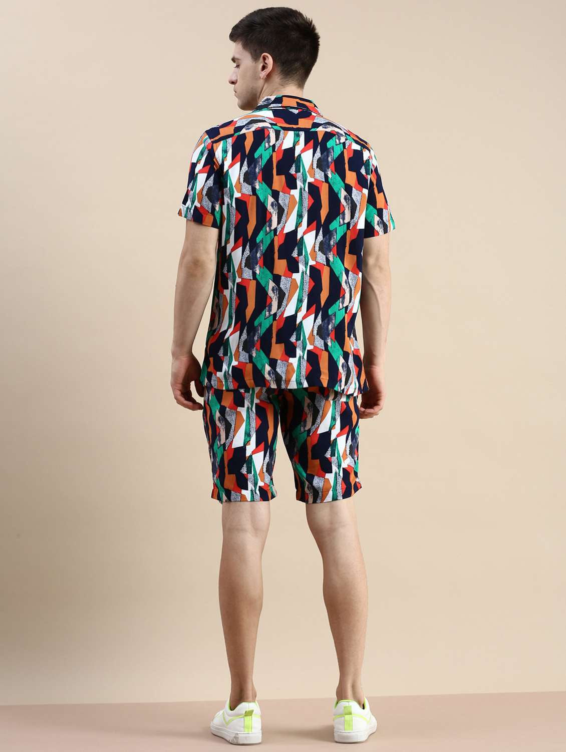 men's printed shirt and short co ord set - 19983040 - Standard Image - 3