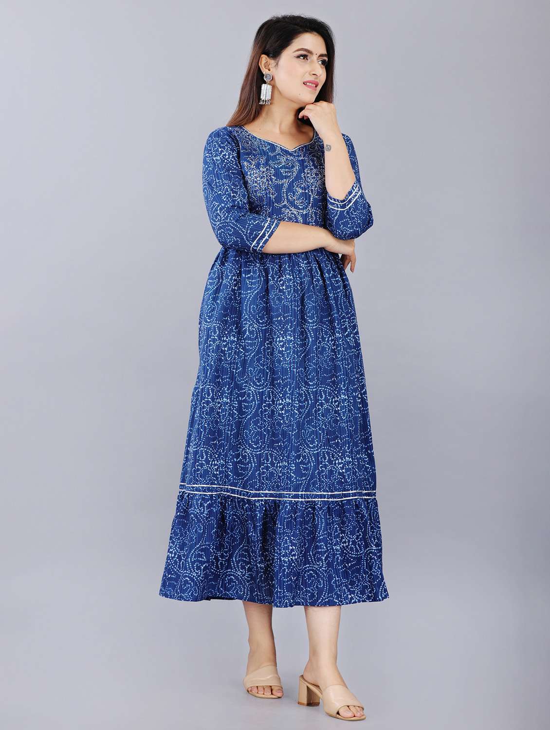 sweetheart neck floral flared kurta - 19983222 - Zoom Image - 0