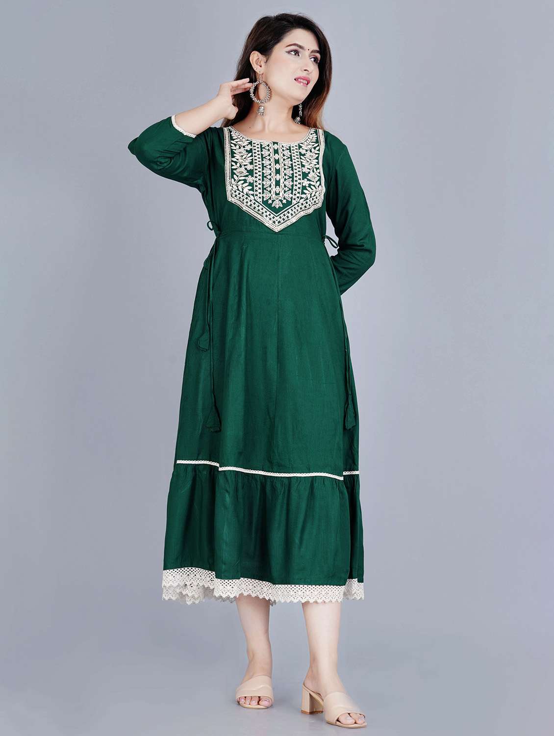 round neck embroidered tiered kurta - 19983229 - Zoom Image - 0