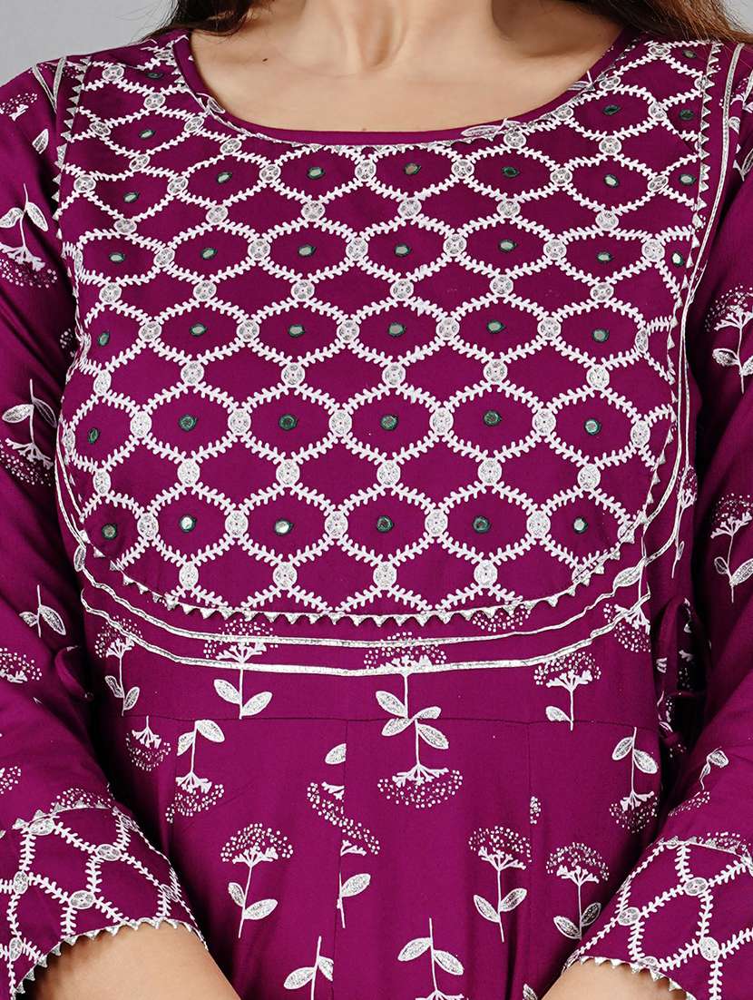 boat neck printed anarkali kurta - 19983234 - Standard Image - 5