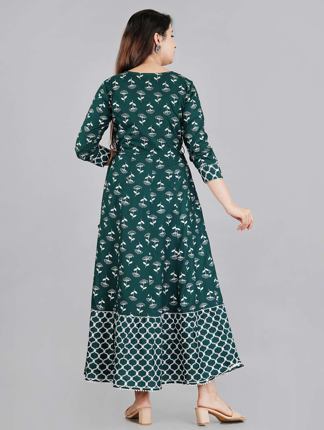 boat neck printed anarkali kurta - 19983237 - Standard Image - 3