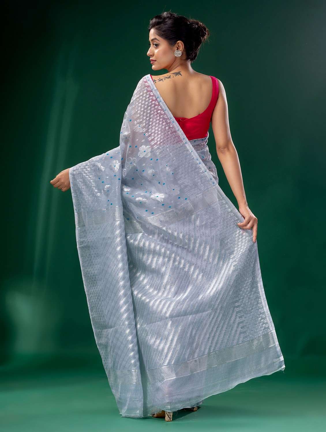 women's self design grey colored saree with blouse - 19993163 -  Standard Image - 3