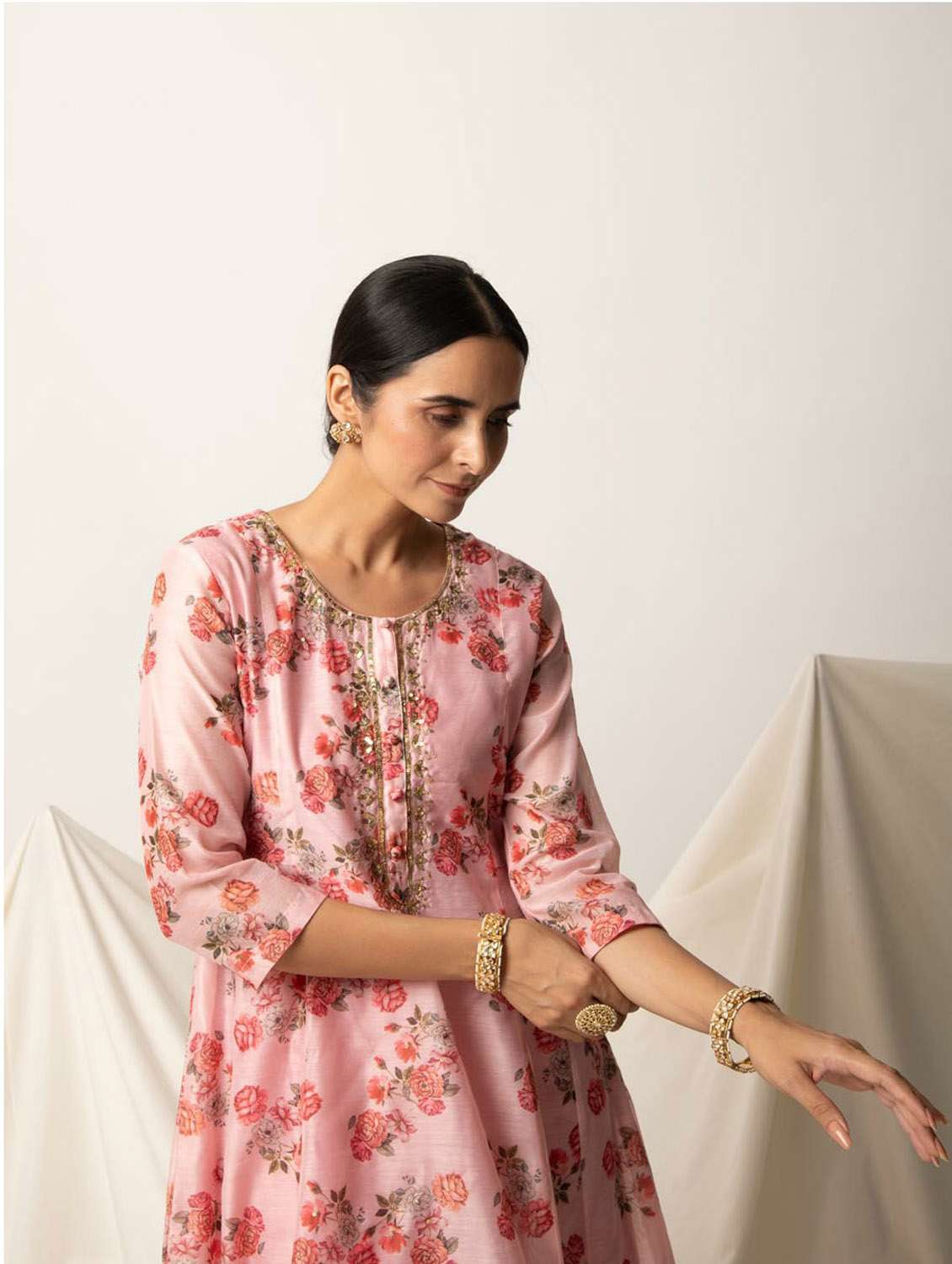 pink printed flared kurta - 19995579 - Standard Image - 3