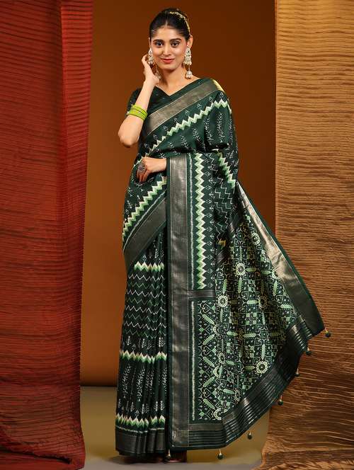 women's self design dark green colored saree with blouse - 20007393 -  Standard Image - 0