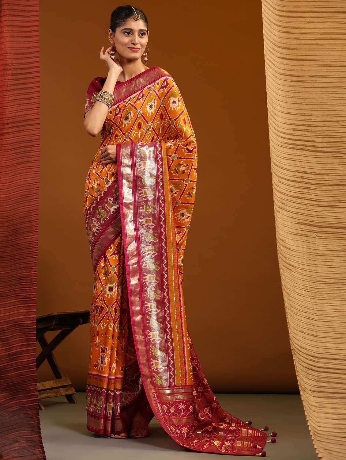 women's self design mustard colored saree with blouse - 20007400 - Zoom Image - 0