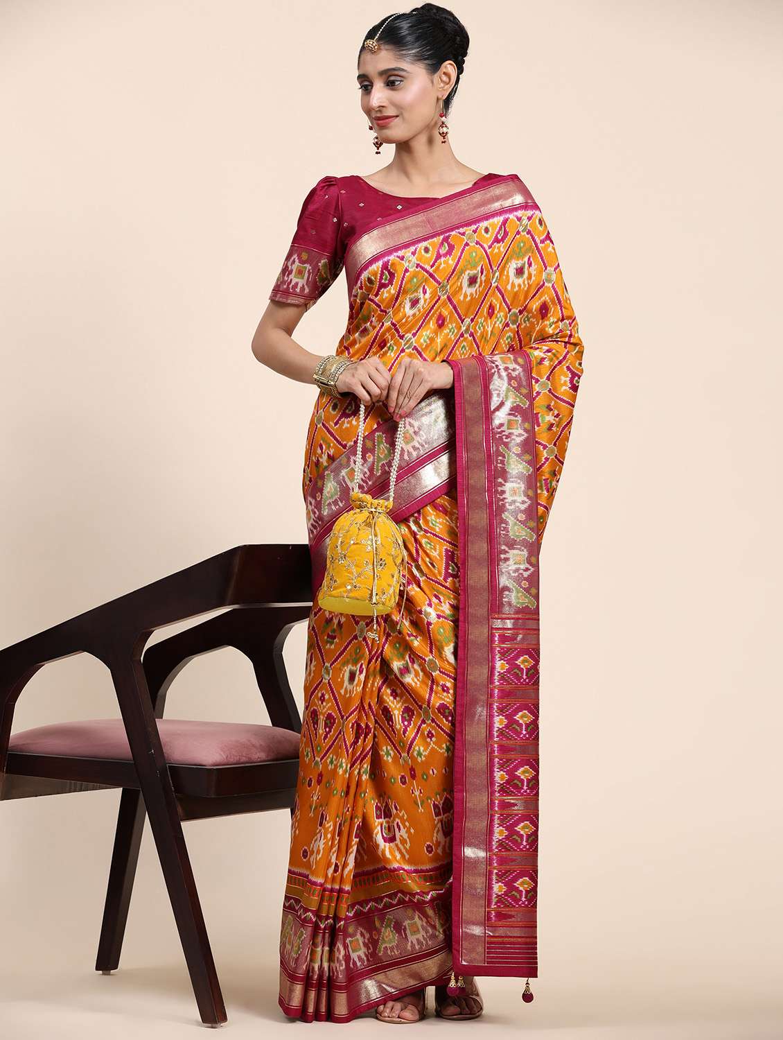 women's self design mustard colored saree with blouse - 20007400 - Standard Image - 3