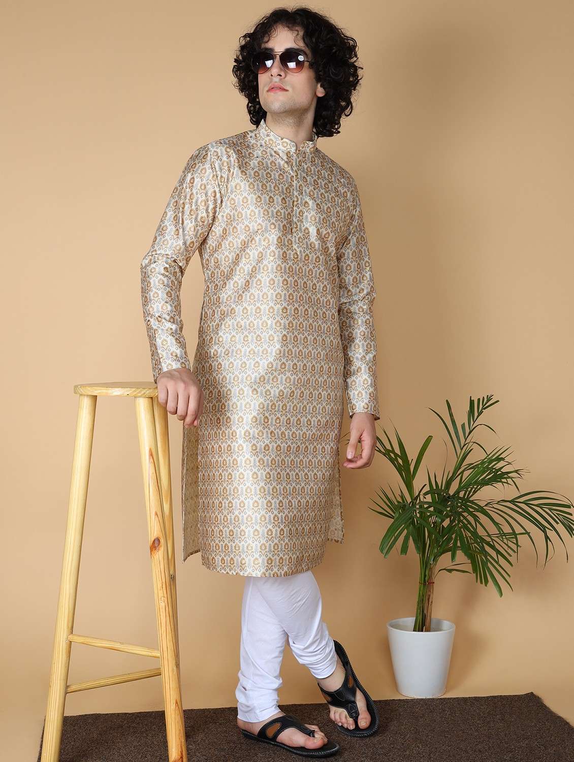 men self design kurta churidar ethnic wear set - 20011713 -  Zoom Image - 0