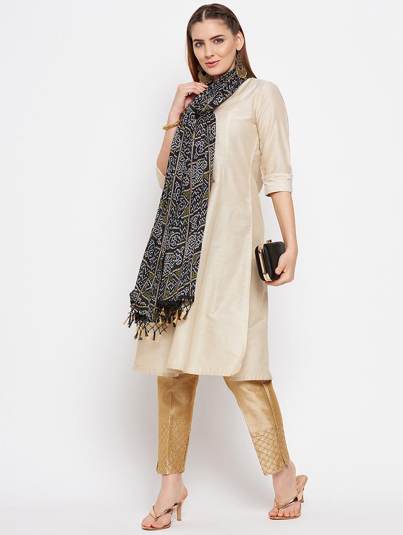 black silk blend dupatta - 20012115 - Standard Image - 3