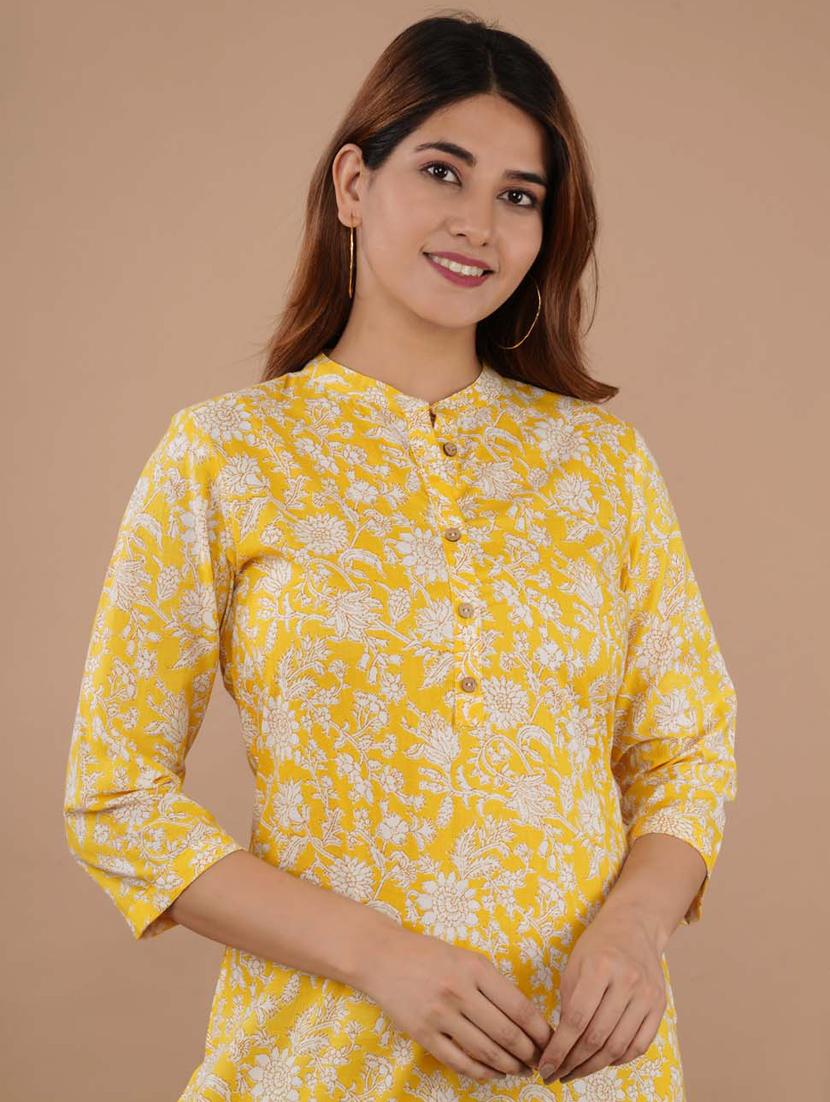 yellow cotton straight kurta - 20014402 - Standard Image - 3