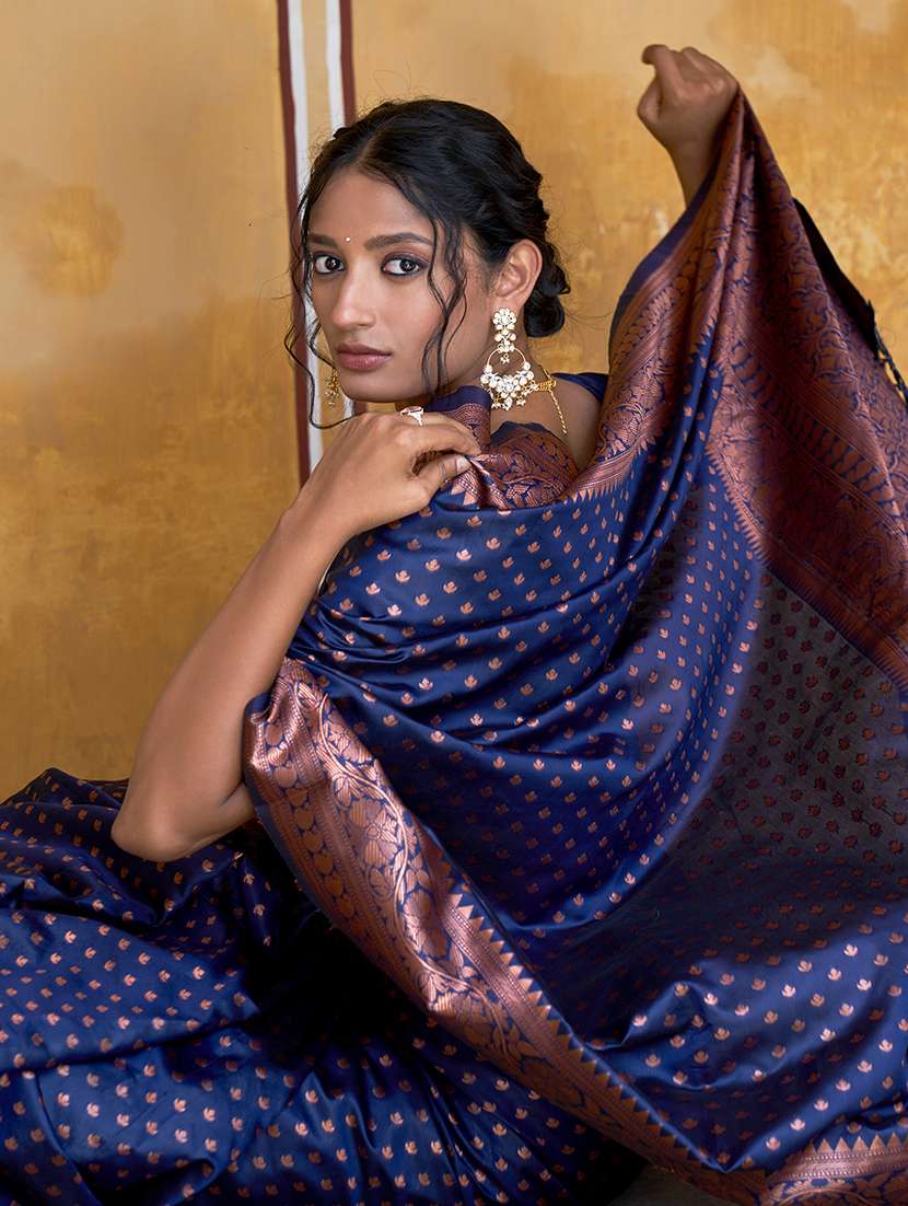 blue silk blend saree with blouse - 20018633 -  Standard Image - 3