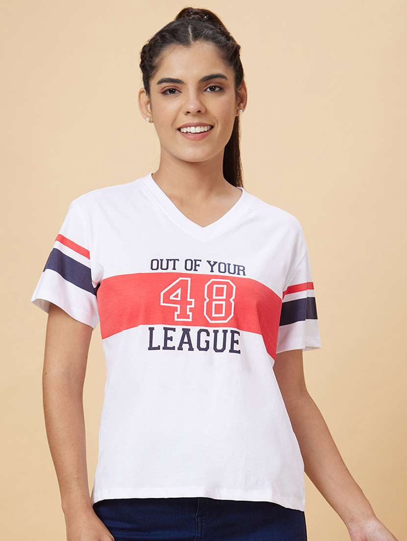 women's front print v neck t-shirt