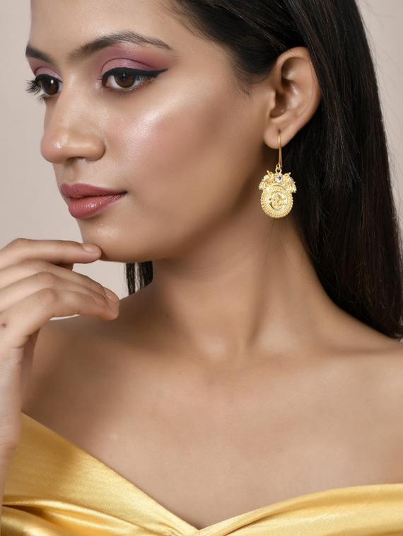 gold brass drop earring - 20026843 - Standard Image - 3