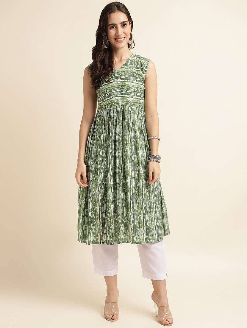 women's flared kurta