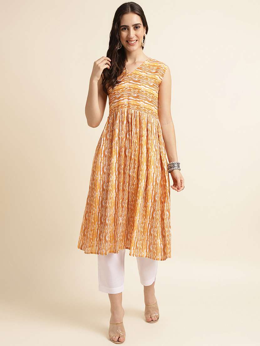 women's flared kurta