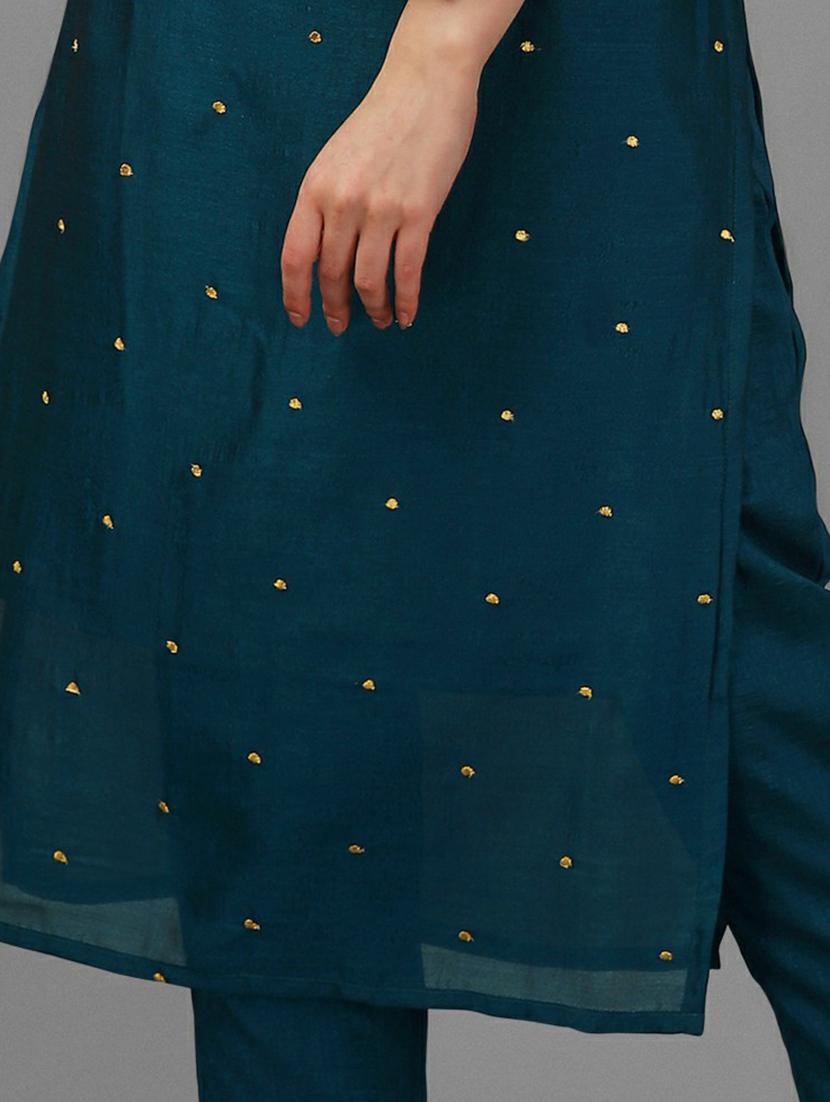 round neck embroidered straight kurta - 20039732 - Standard Image - 5