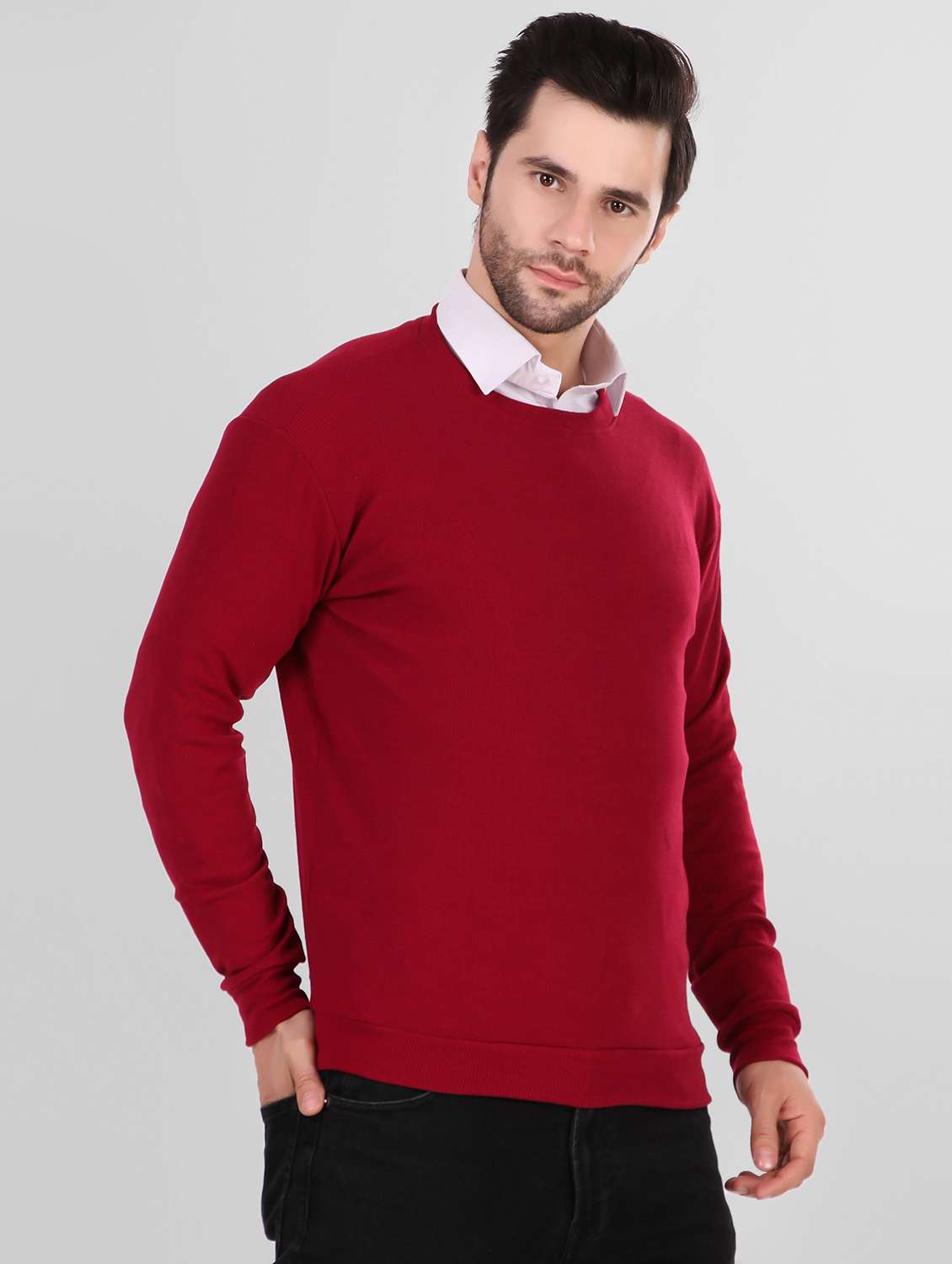round neck solid pullover