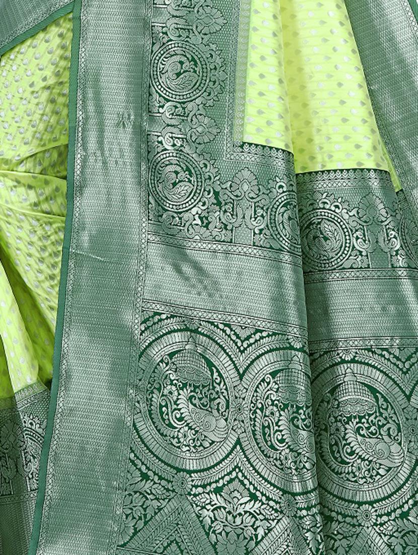 light green silk blend kanjivaram saree with blouse - 20047738 - Standard Image - 3