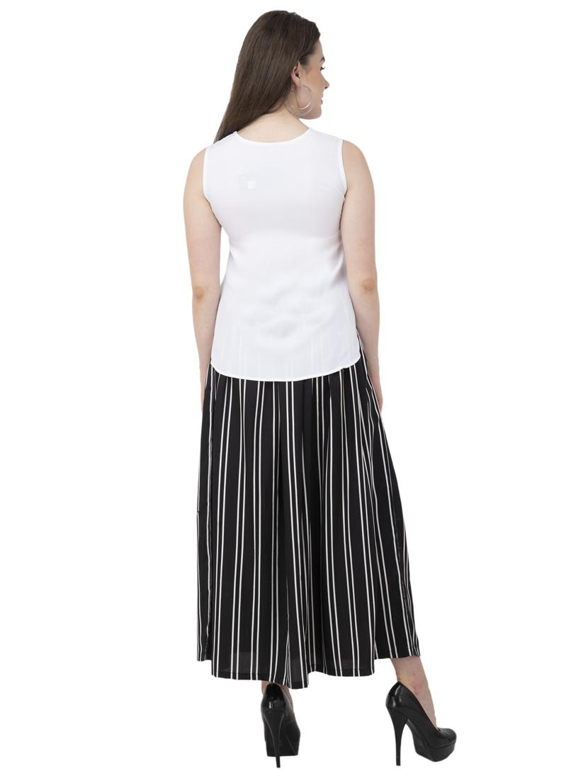 women's straight round neck top - 20056094 - Standard Image - 3