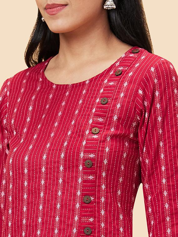 women maroon cotton a-line kurta - 20056398 - Standard Image - 5