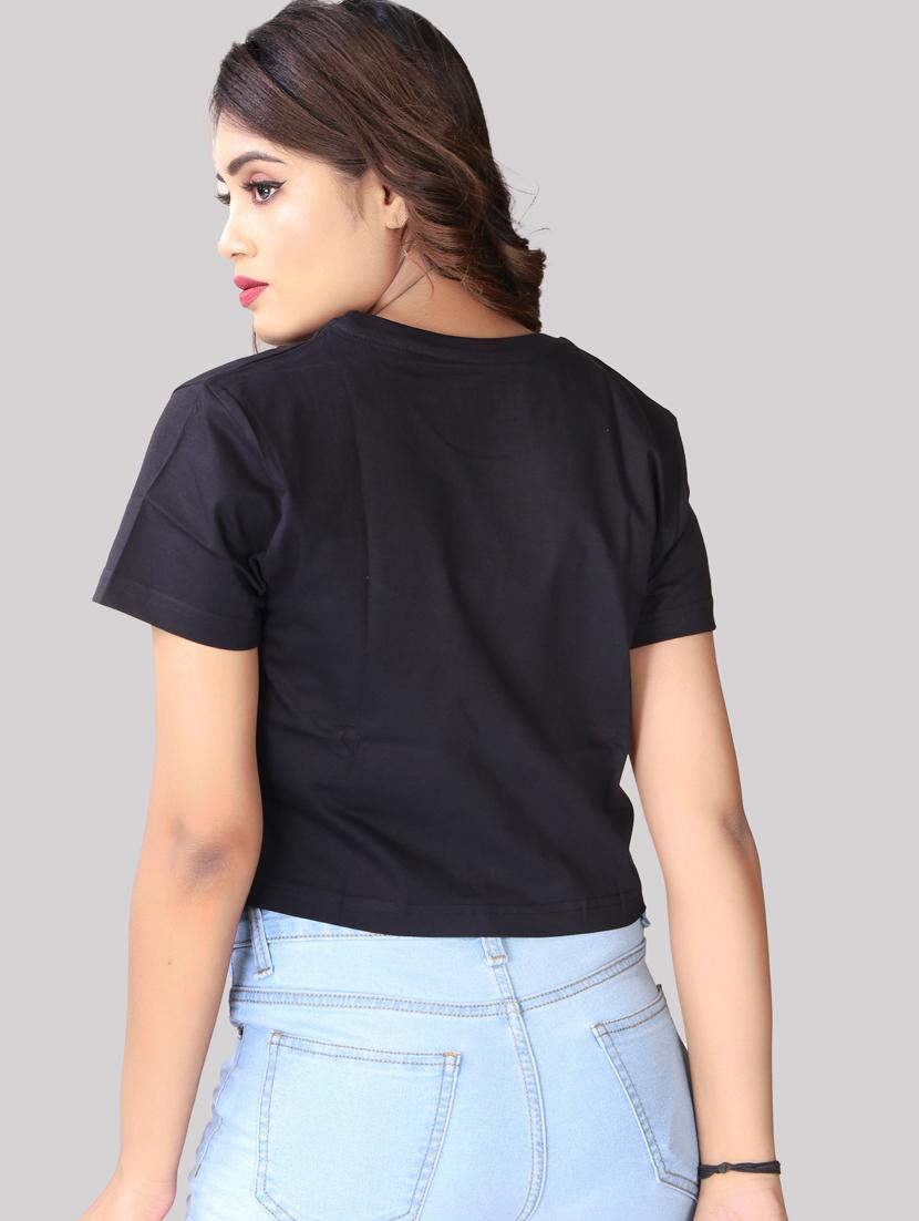 black typography crop top - 20085989 - Standard Image - 3