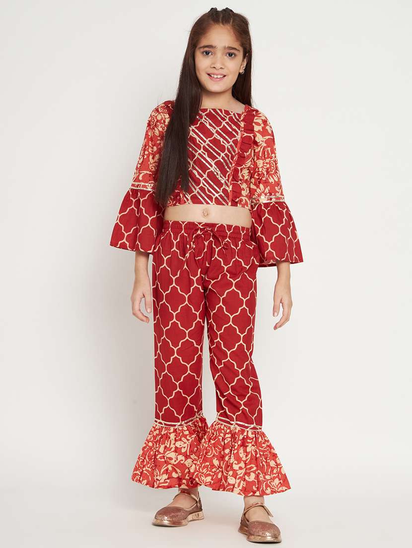 red printed top pants set 