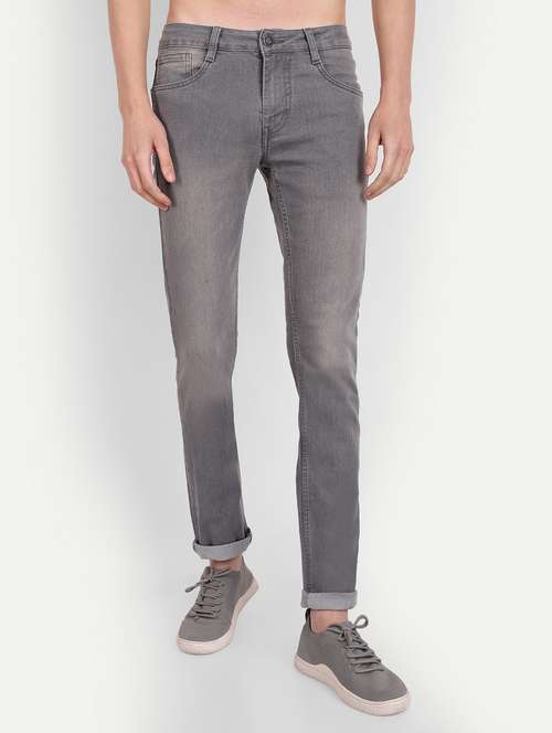 Slim Fit
