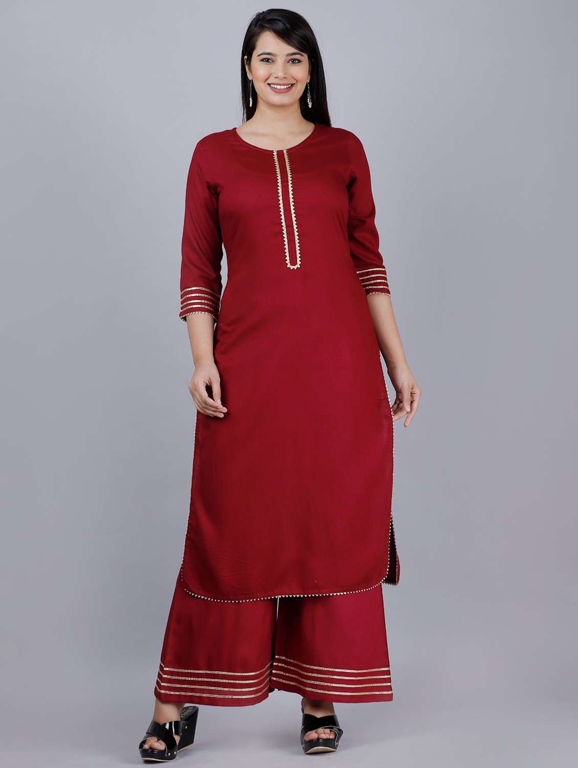 women round neck solid kurta palazzo set  - 20132996 -  Zoom Image - 0