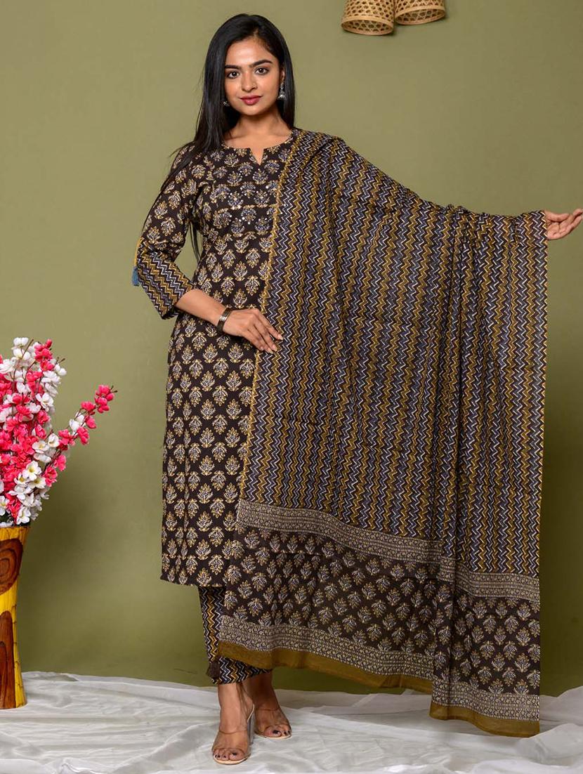 brown printed three quarter sleeve suit set - 20133272 -  Zoom Image - 0