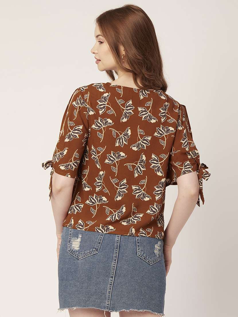 women's straight round neck top - 20148991 -  Standard Image - 3